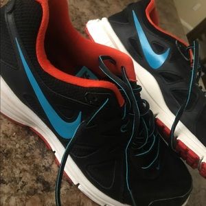 Nike revolution 2 size 12 men